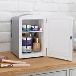 Blaupunkt 4L Mini Fridge -Home Furnishings Store 370510 blaupunkt mini fridge 4l 5